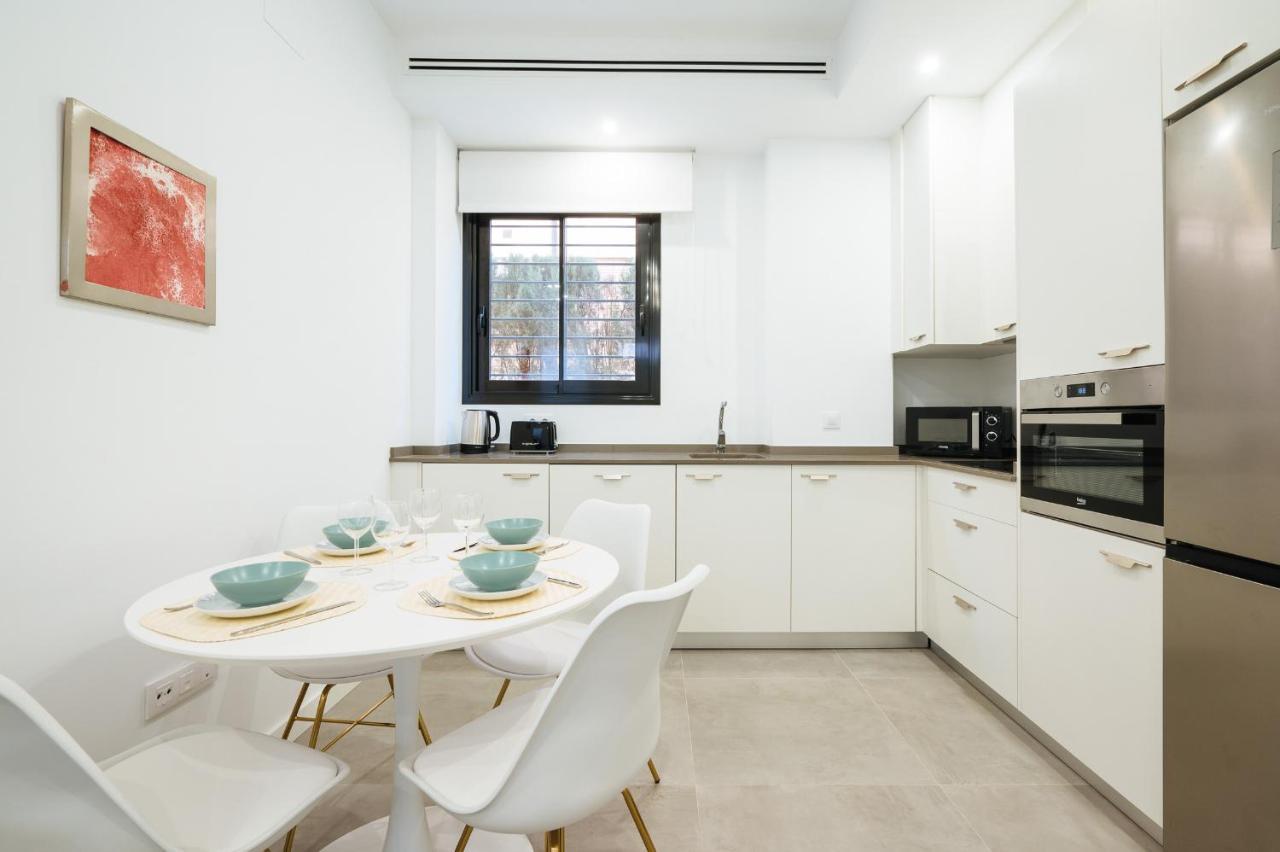 Urban Pulses Nervion Apartment Seville Luaran gambar