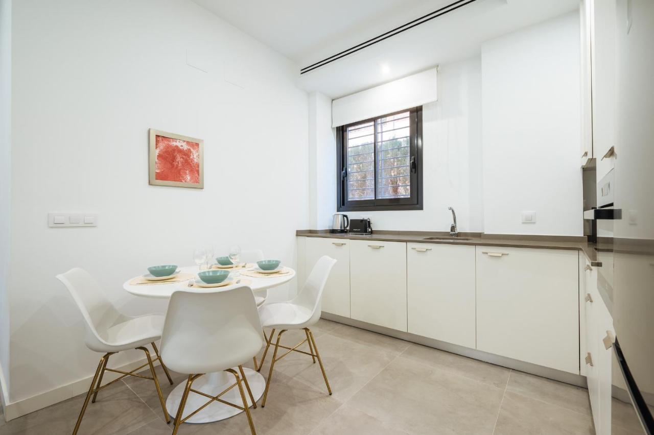 Urban Pulses Nervion Apartment Seville Luaran gambar